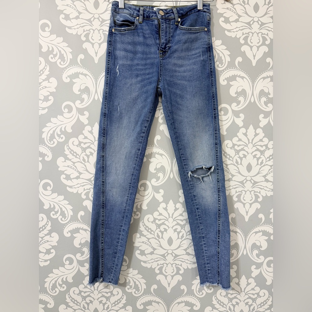 Zara Skinny Distressed Mid‎ Rise Jeans